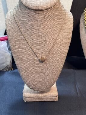 Elisa Kendra Scott Gold Tone Pendant Necklace 16” Plus 2” Extender